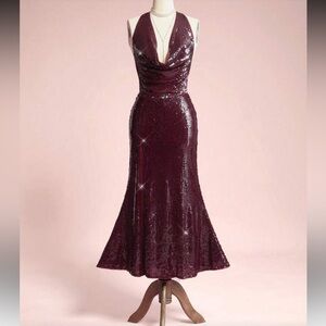 NWT SIZE L Elegant Burgundy Sequin Halter Dress